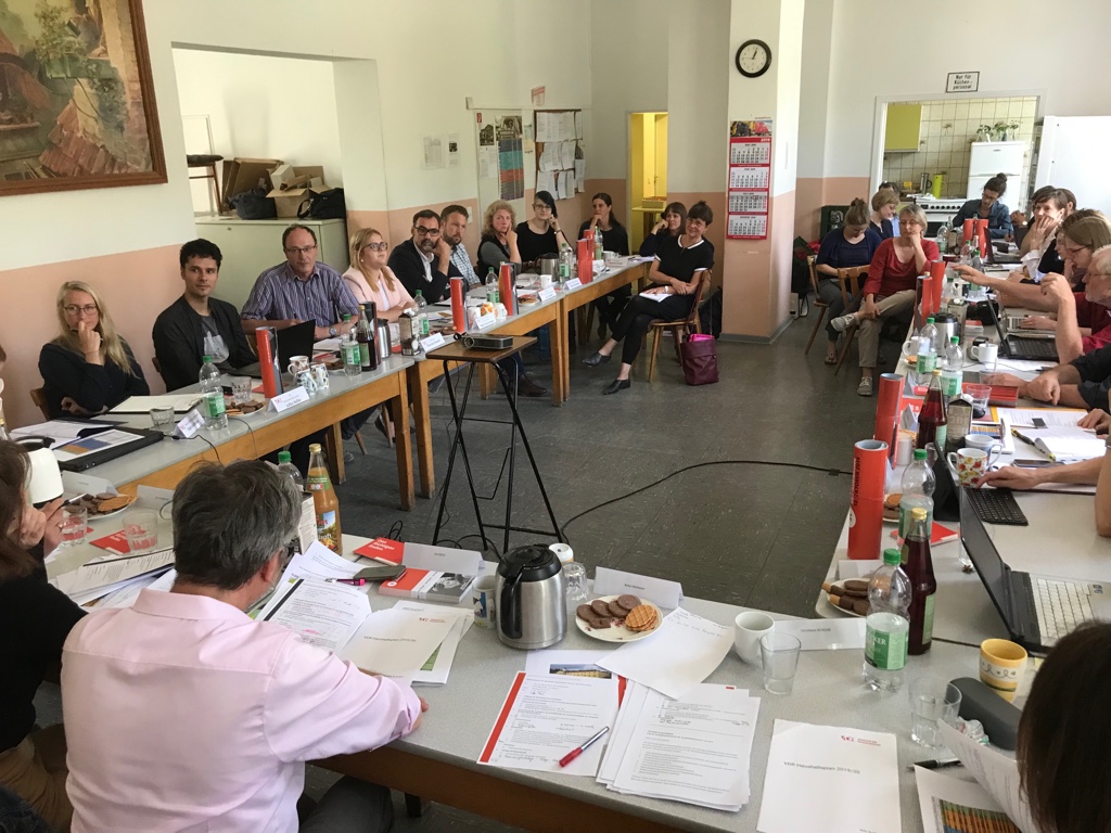 38. Vorstandssitzung im Juni 2019 im Gärtnerhaus des Marstallgebäudes der MHK, Kassel 2019 (Foto: Anne Harmssen) 