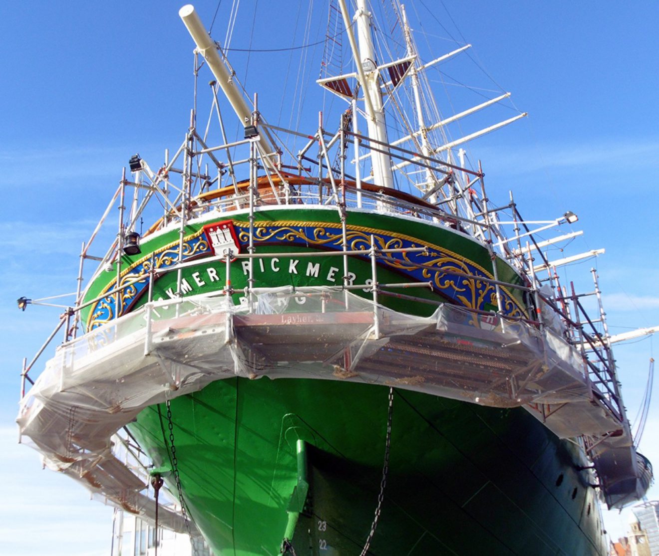 Hängegerüst am Museumsschiff "Rickmers Rickmers"