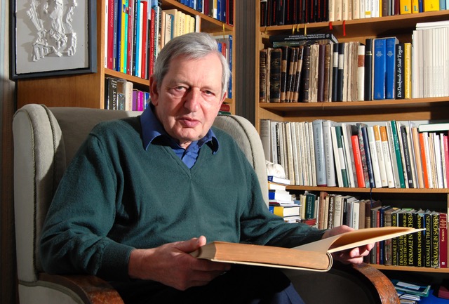 Heinrich Magirius bei sich zu Hause. Foto: Sebastian Kahnert, 2009.