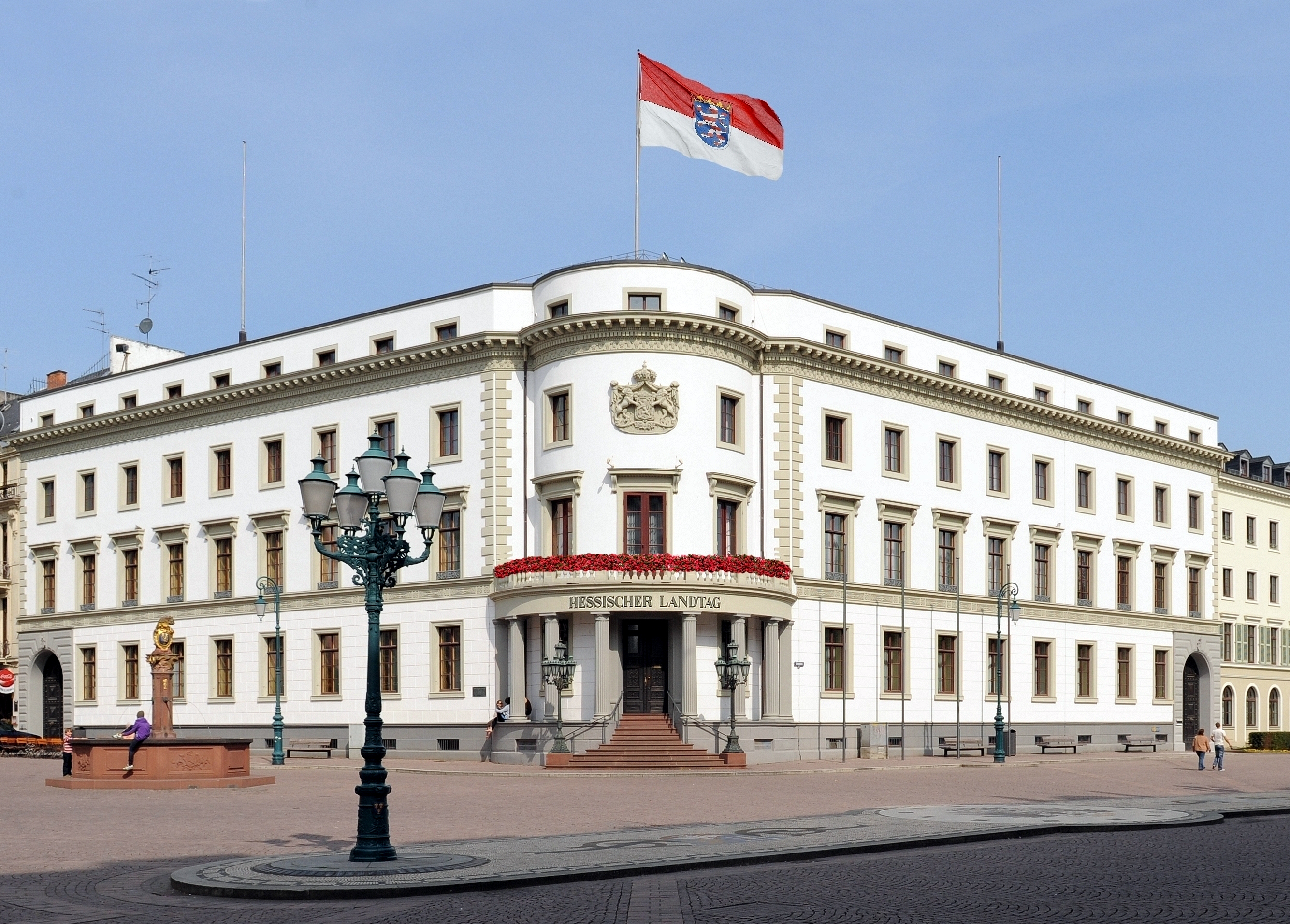 Hessischer_Landtag Das Wiesbadener Stadtschloss (Foto: Hessischer Landtag; H. Heibel)