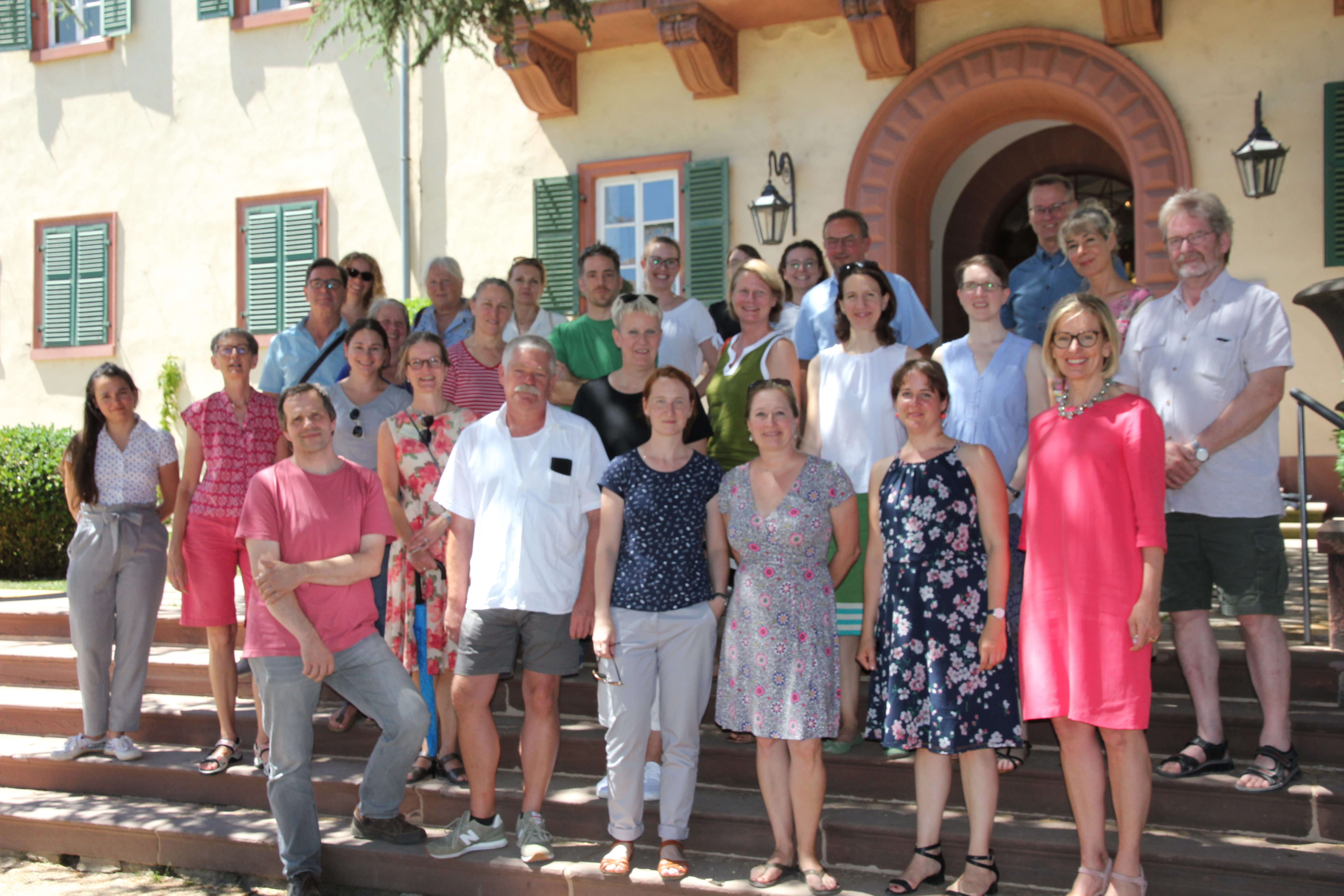 LG_Hessen_2019_Homburg Die hessische Landesgruppe des VDR erlebte den Bad Homburger Schlosspark bei schönstem Sommerwetter. (Foto: VSG)