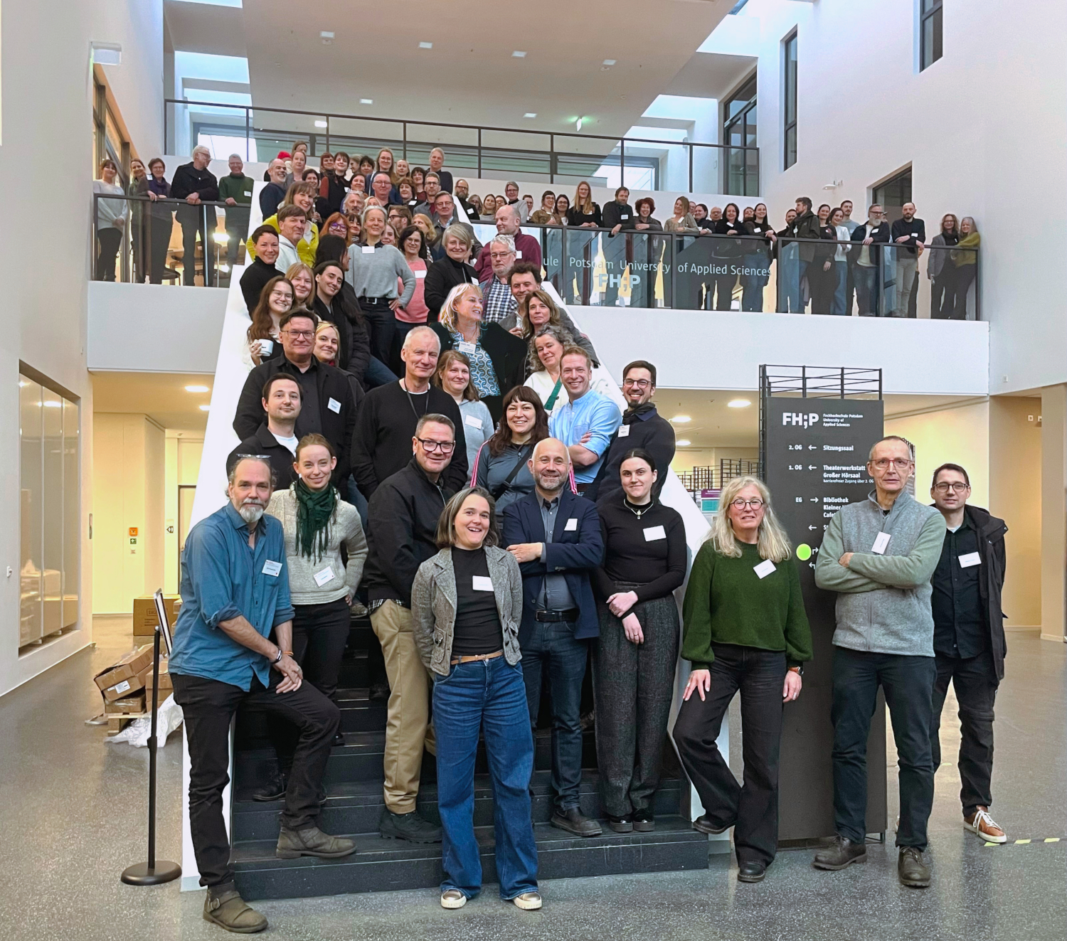 Die Teilnehmenden der Steintage 2026 in der FH Potsdam. Foto: facility manager