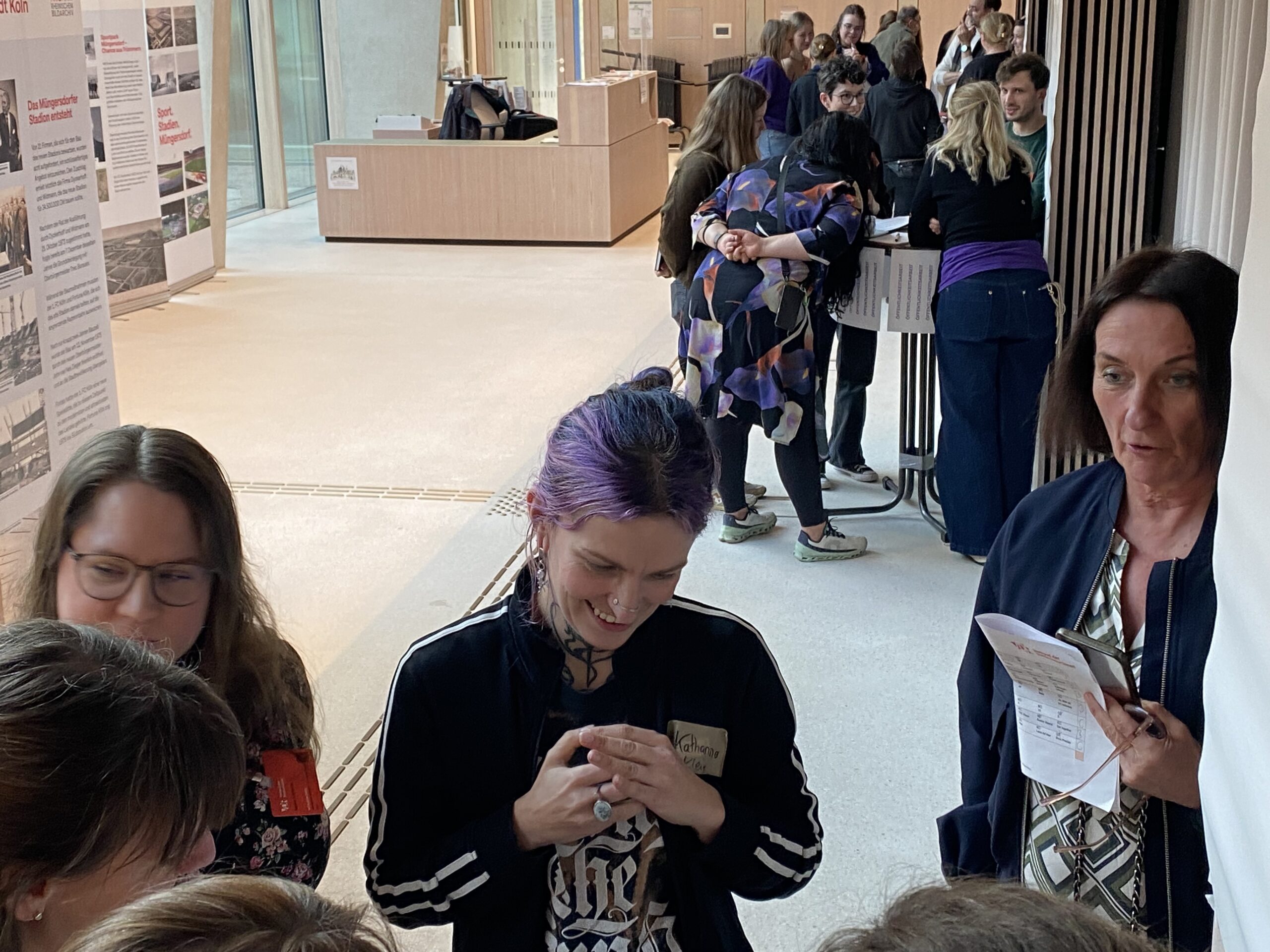 Alle 20 min bot sich die Möglichkeit, die Tische zu wechseln. Foto: Doris Theissen