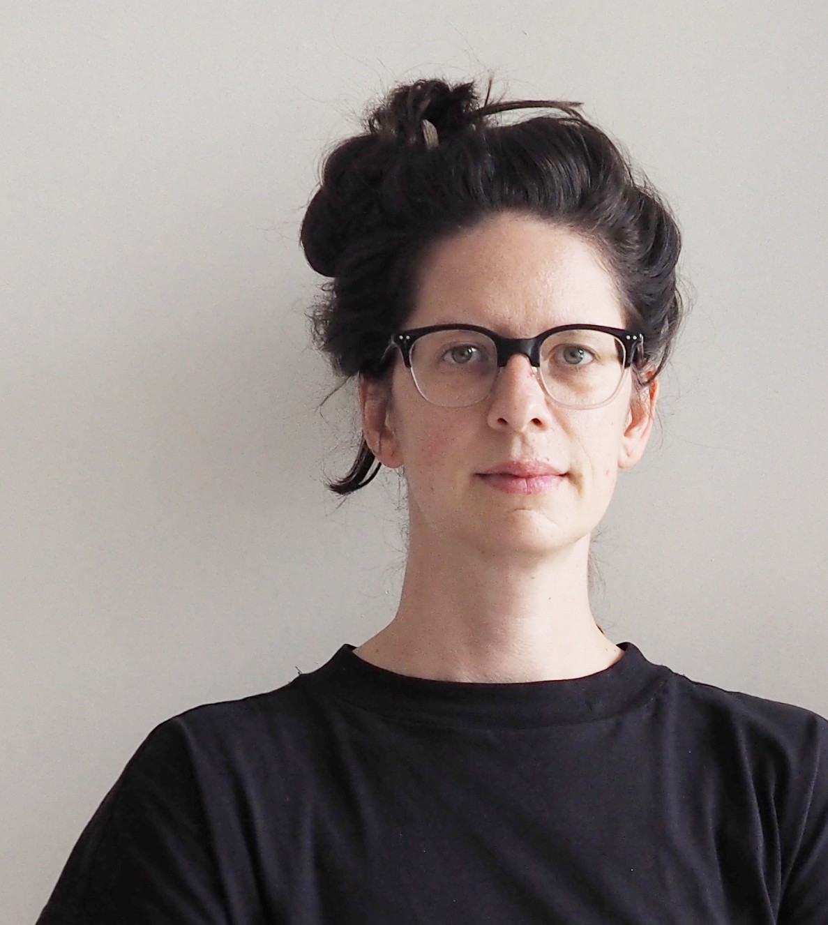 Dr. Denise Madsack vertritt Prof. Dr. Andrea Funck.